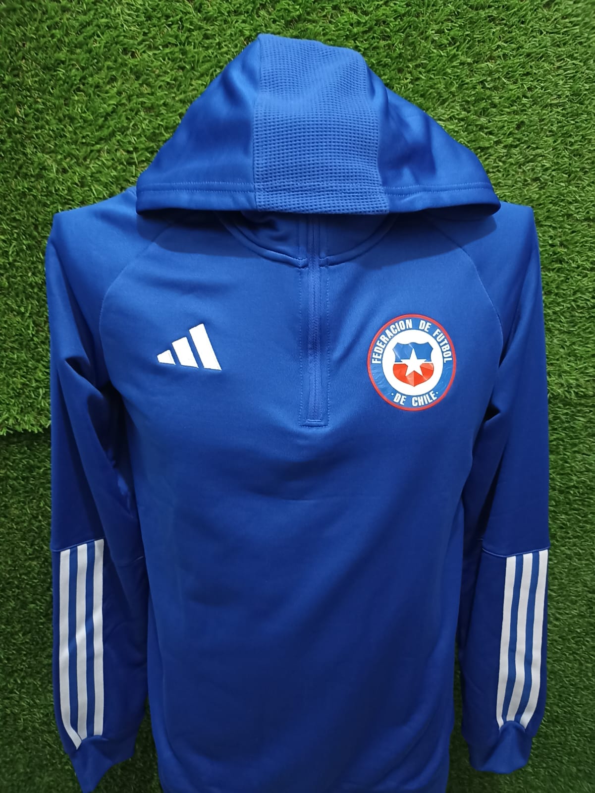 SUDADERA SELECCION CHILE CON GORRO