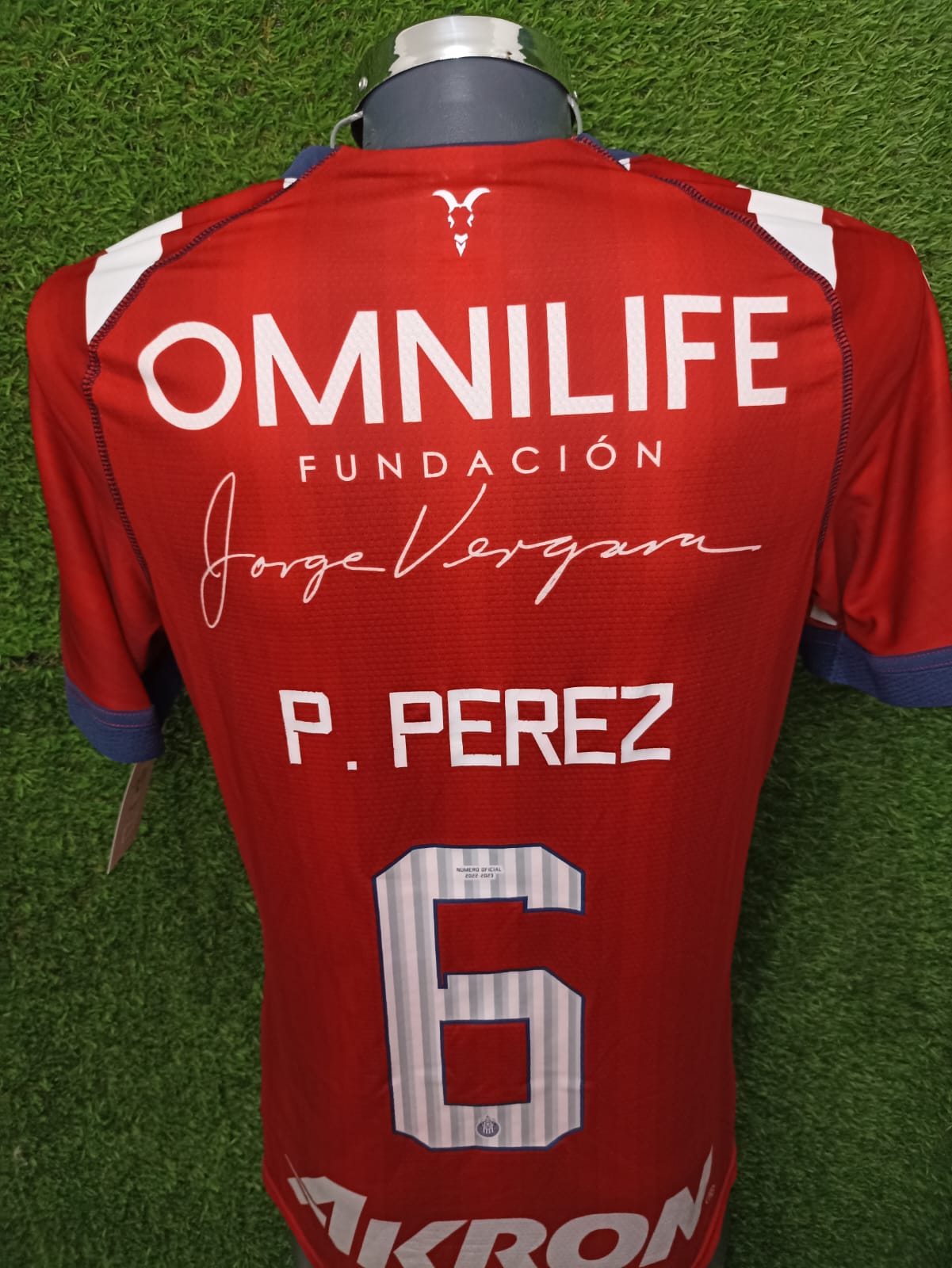 JERSEY CHIVAS UTILERIA P. PEREZ #6