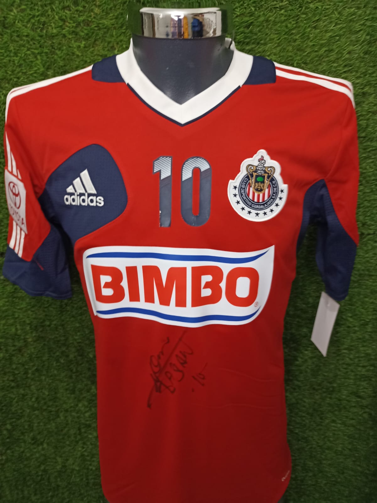 JERSEY CHIVAS ENTRENAMIENTO FIRMADA #10