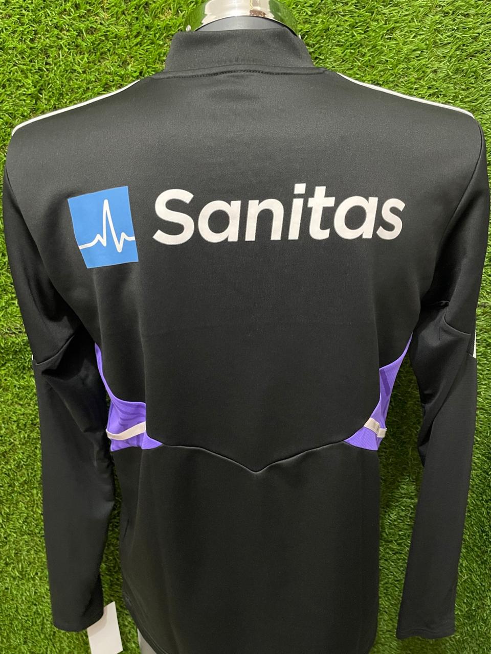 SUDADERA REAL MADRID UTILERIA CUERPO MEDICO