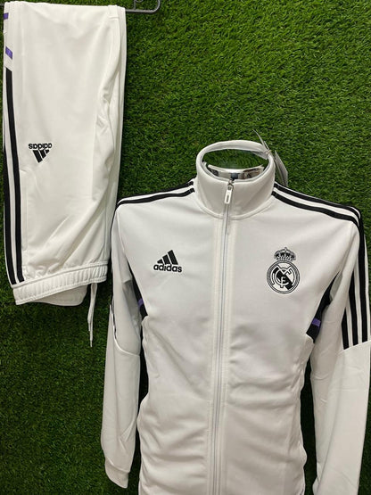 CONJUNTO REAL MADRID 2022