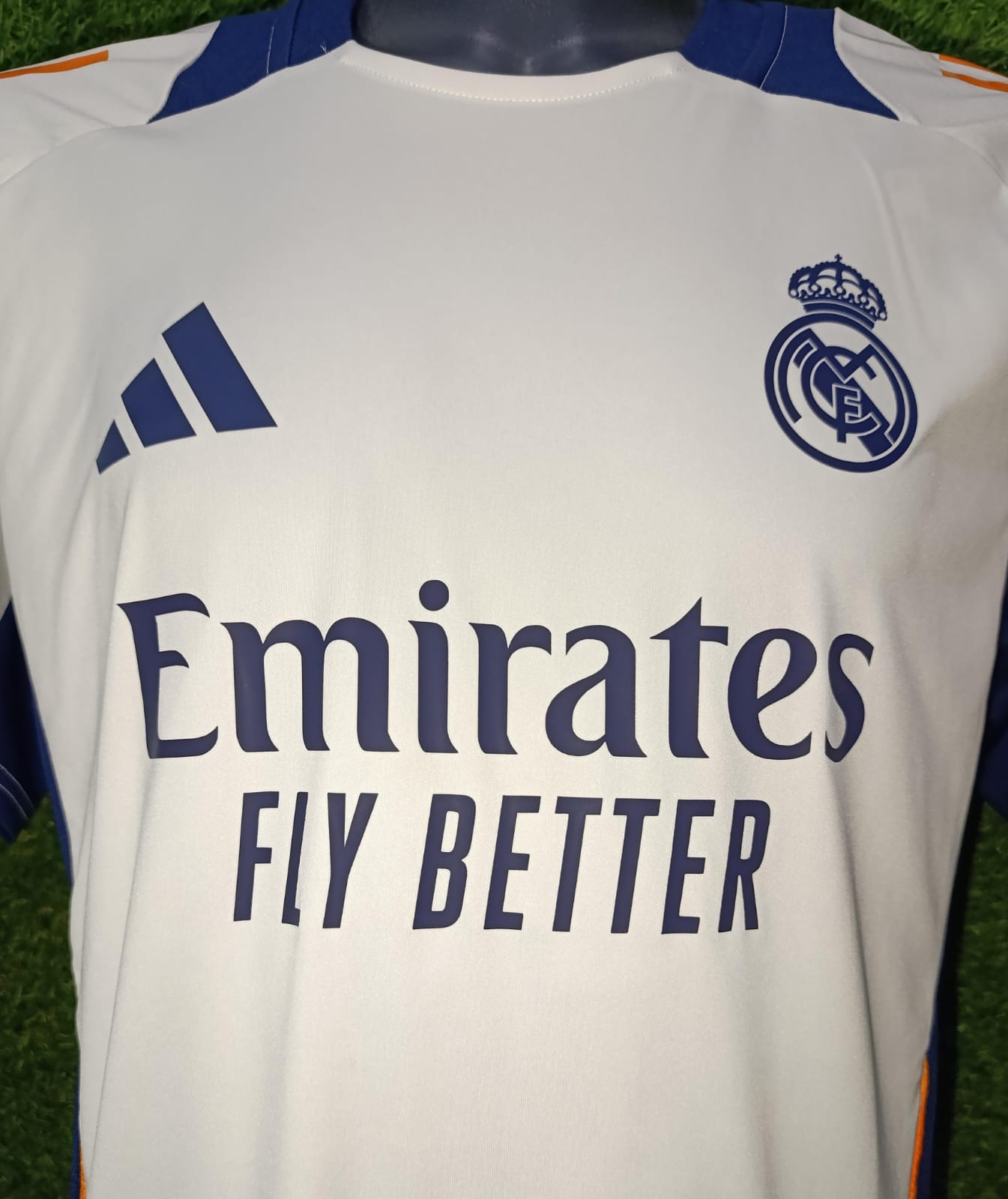 JERSEY ENTRENAMIENTO REAL MADRID 2025