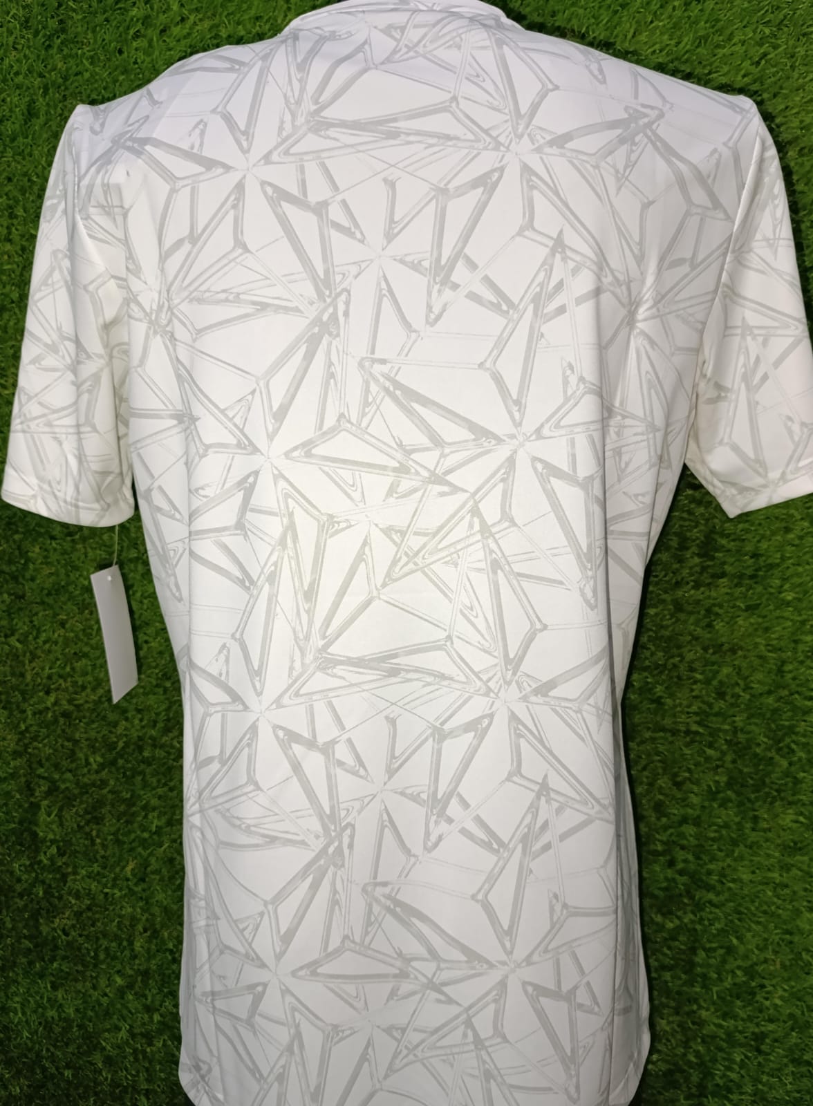 JERSEY REAL MADRID PRE MATCH