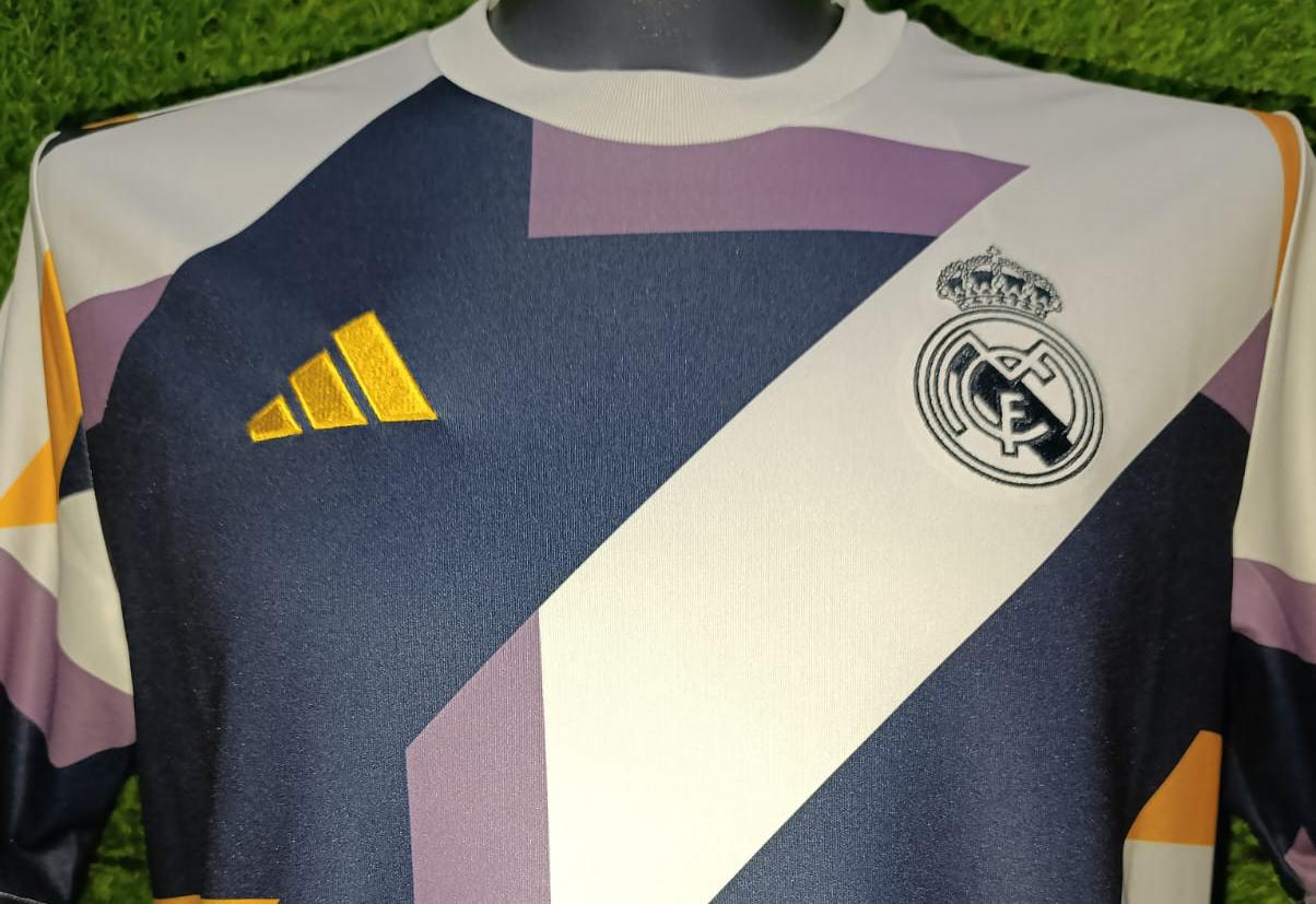JERSEY REAL MADRID PRE MATCH #12