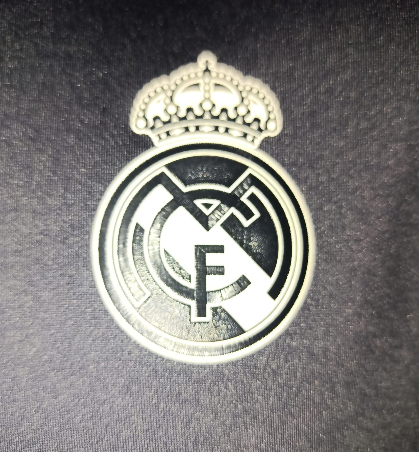 SUDADERA REAL MADRID MEDIO CIERRE PROFESIONAL 2023
