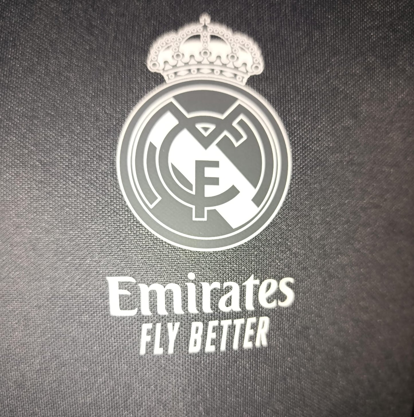 SUDADERA REAL MADRID MEDIO CIERRE 2020