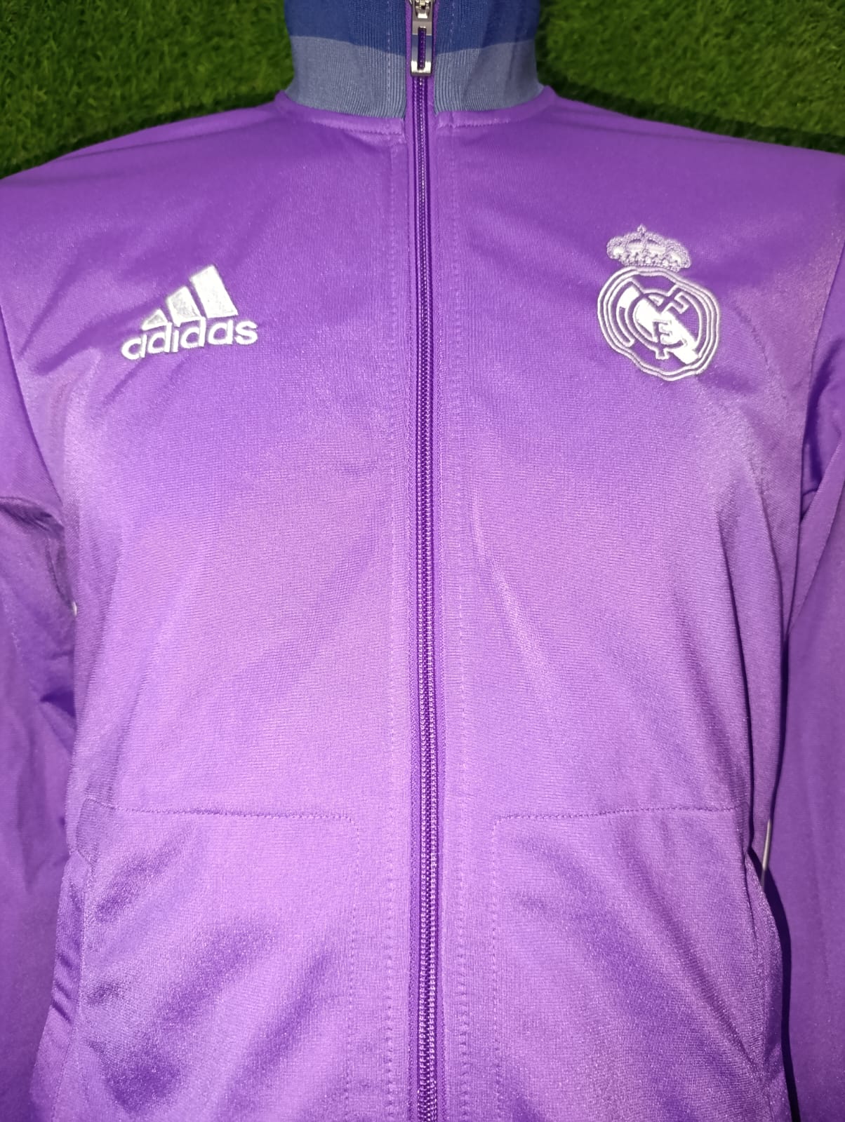 SUDADERA REAL MADRID CIERRE COMPLETO 2019