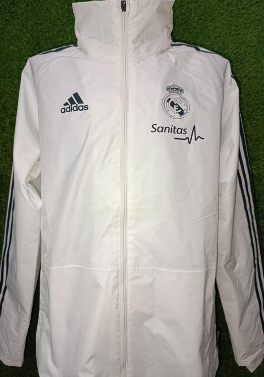 ROMPEVIENTOS REAL MADRID CON GORRO CUERPO MEDICO