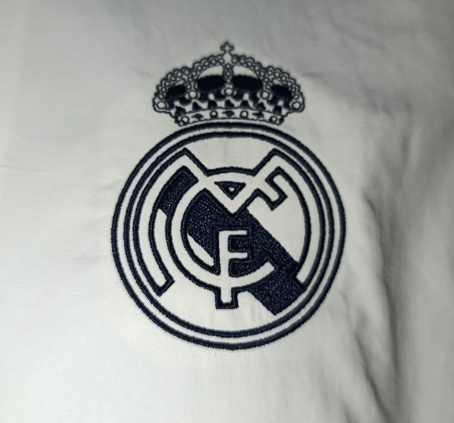 ROMPEVIENTOS REAL MADRID 2023