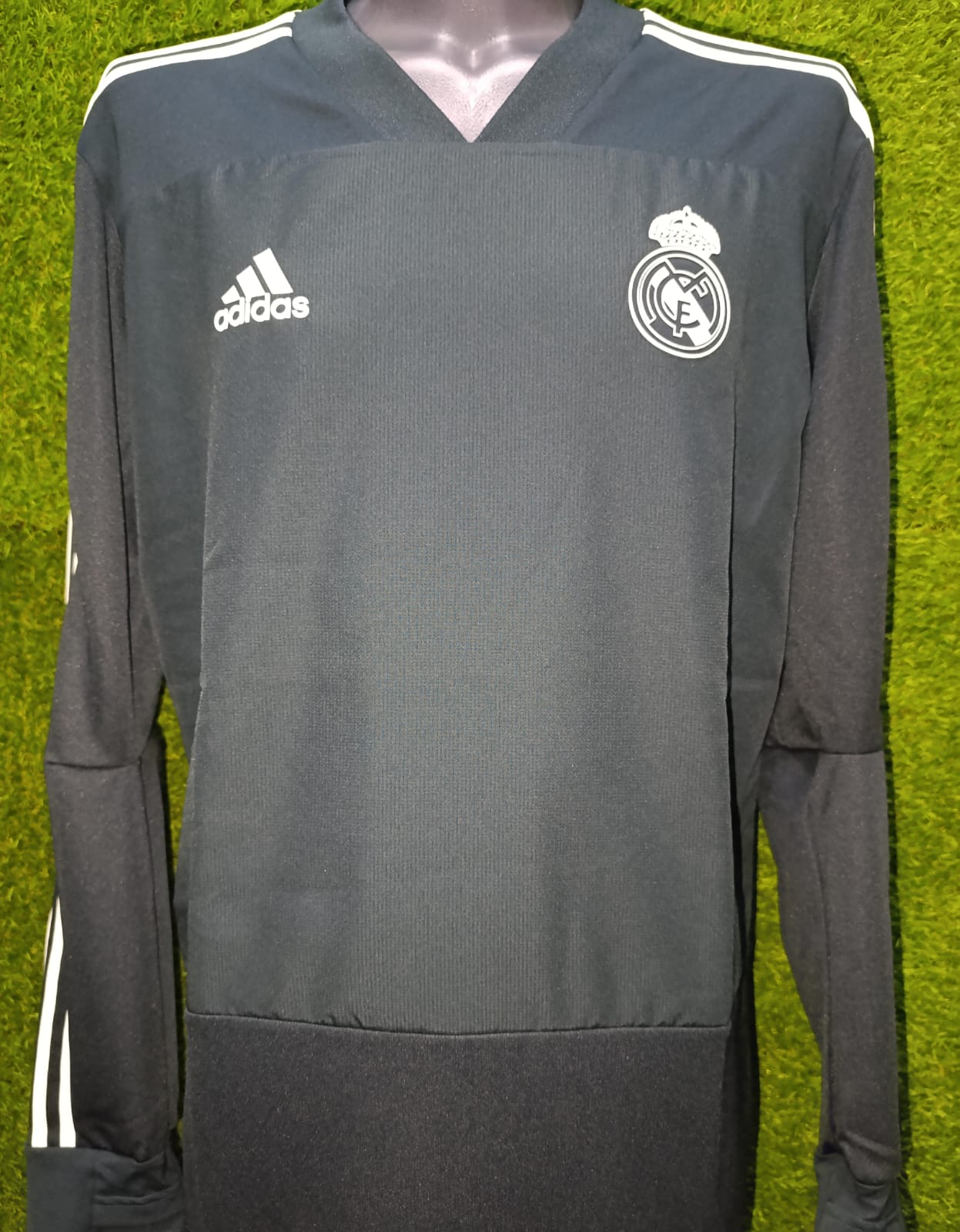 ROMPEVIENTOS REAL MADRID ENTRENAMIENTO
