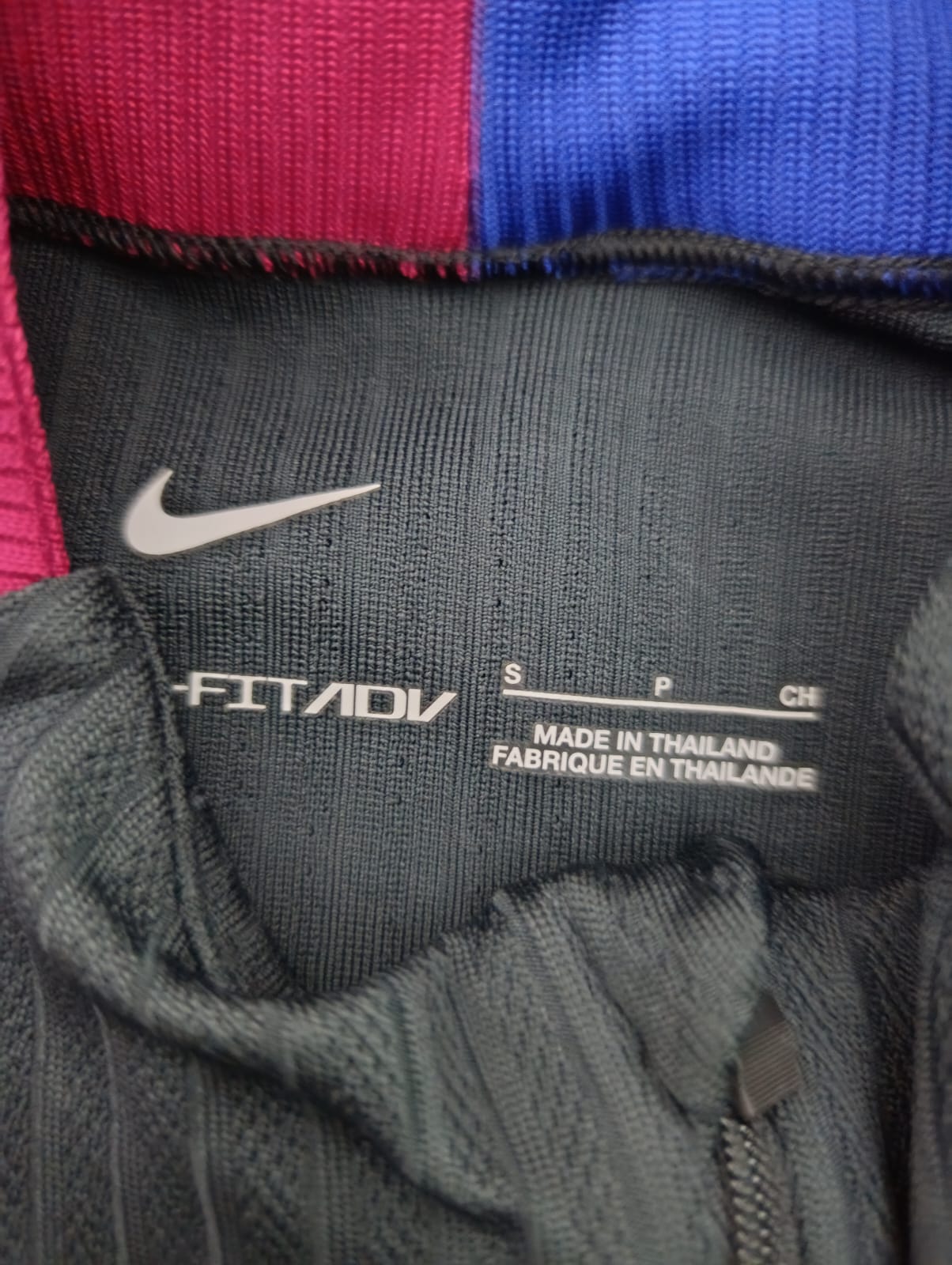 SUDADERA BARCELONA MEDIO CIERRE VERSION JUGADOR UTILERIA