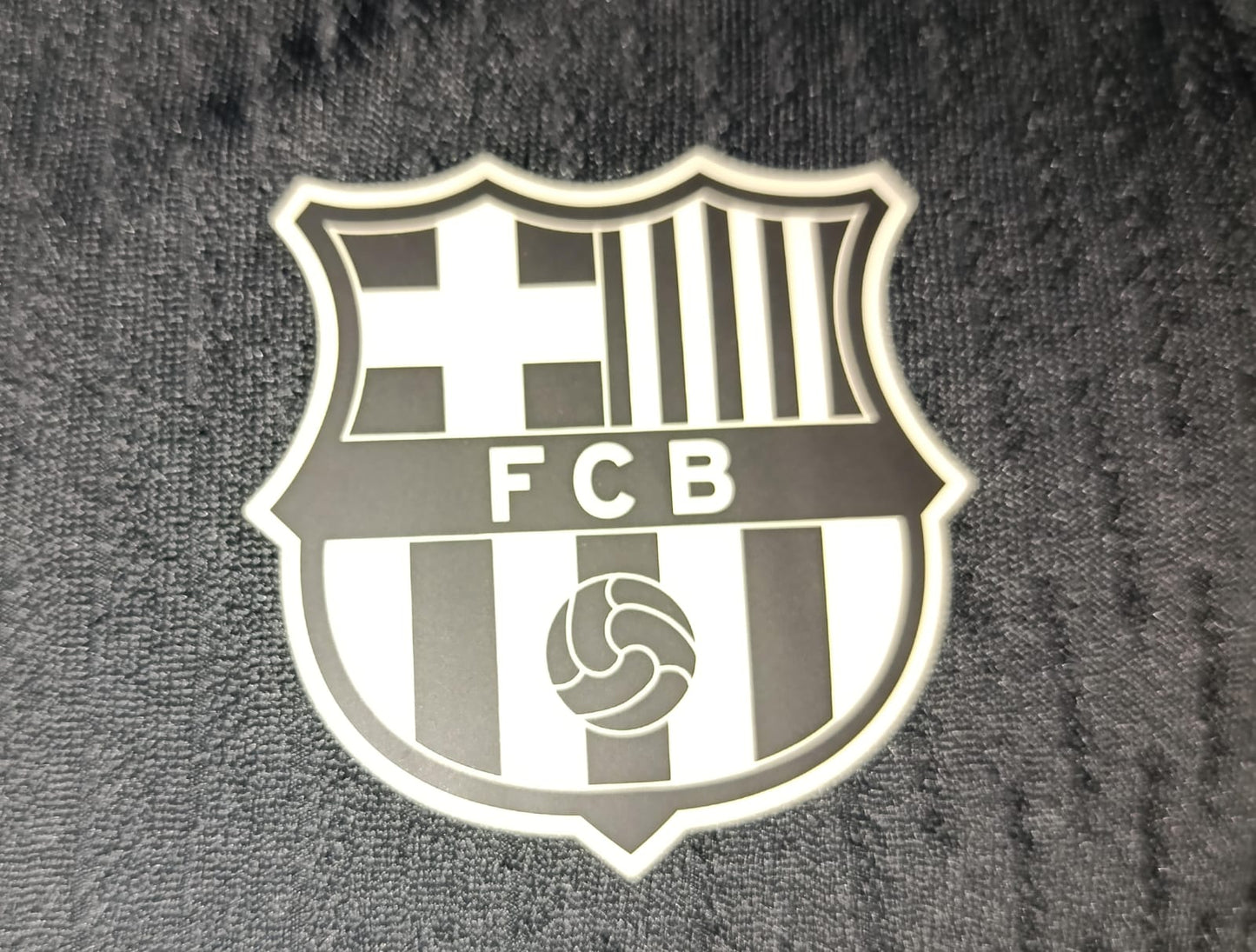 SUDADERA BARCELONA ENTRENAMIENTO VERSION JUGADOR ISOTIPO GRANDE