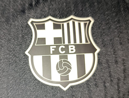 SUDADERA BARCELONA ENTRENAMIENTO VERSION JUGADOR ISOTIPO GRANDE
