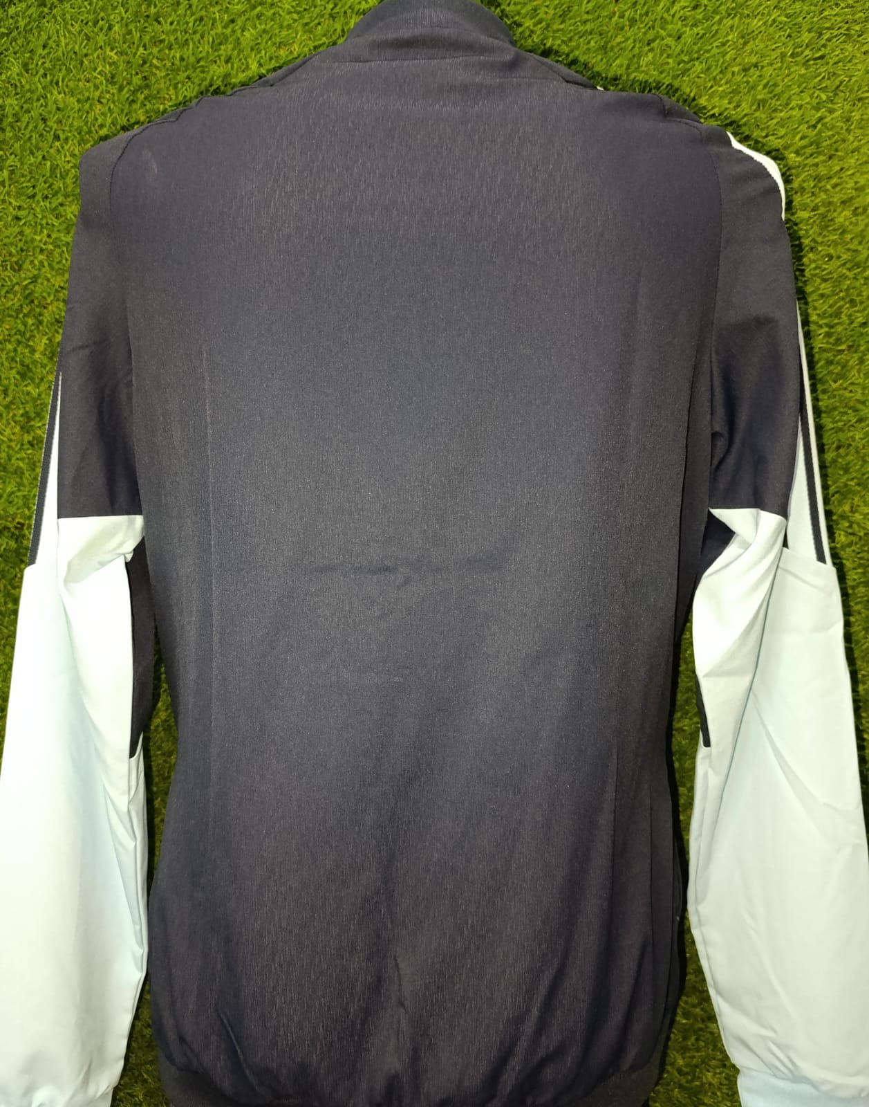 SUDADERA ROMPEVIENTO ARGENTINA 2026