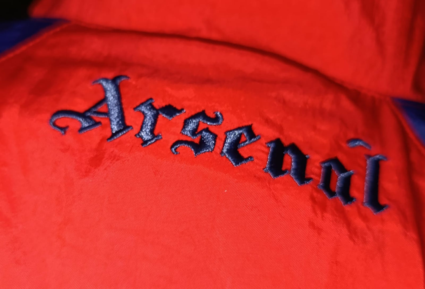 ROMPEVIENTOS ARSENAL RETRO