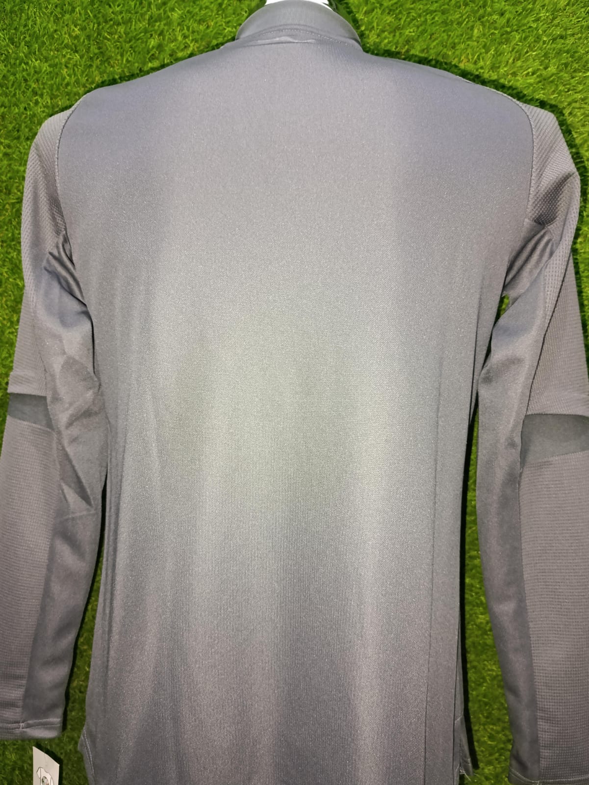 SUDADERA DAMA REAL MADRID MEDIO CIERRE ENTRENAMIENTO 2020