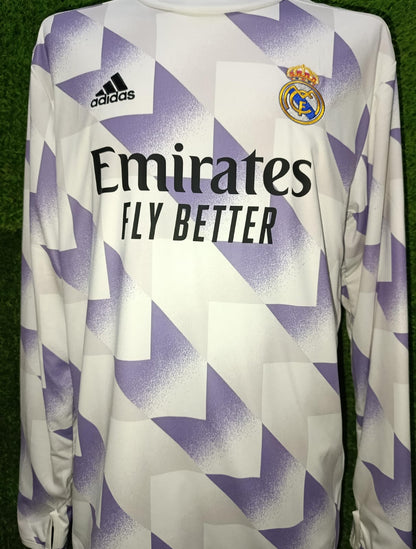 SUETER REAL MADRID PREMATCH #9 BENZEMA