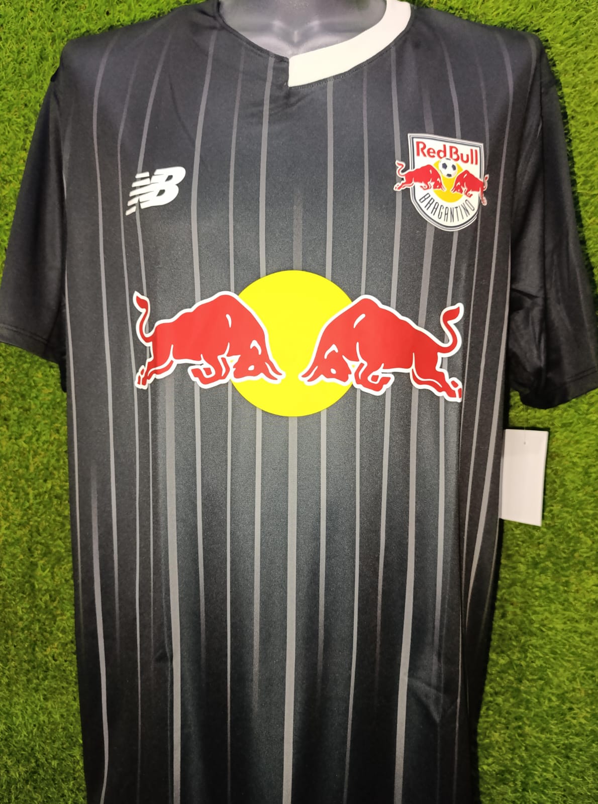 JERSEY RED BULL BRAGANTINO VISITA 2025