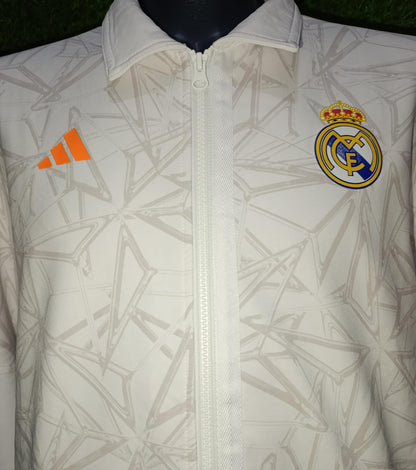 CHAMARRA REAL MADRID BASQUETBOL