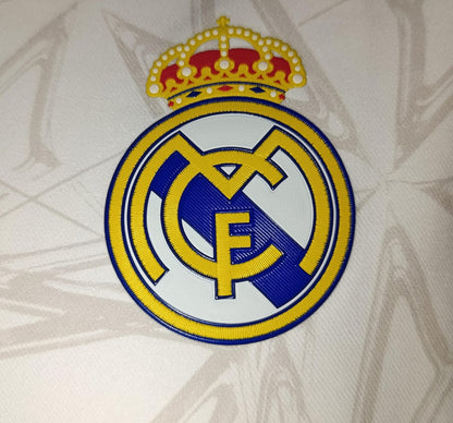 CHAMARRA REAL MADRID BASQUETBOL