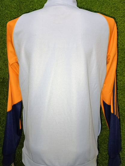 CONJUNTO REAL MADRID 2025 AZUL CIELO