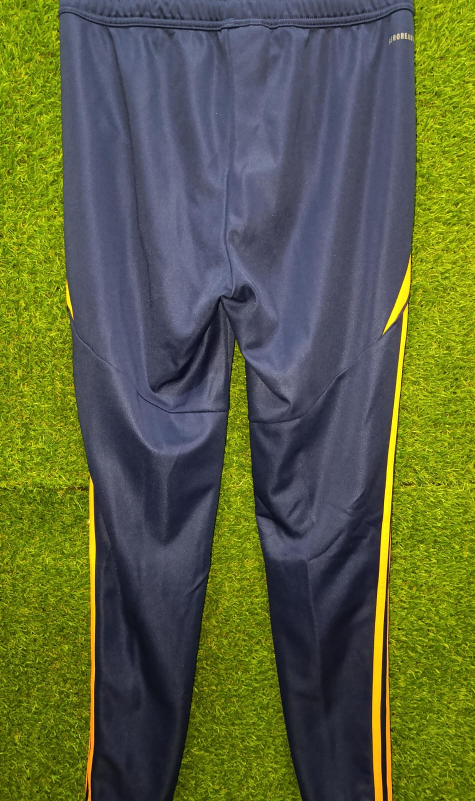 CONJUNTO REAL MADRID 2025 AZUL CIELO