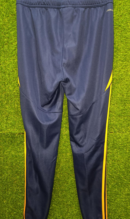 CONJUNTO REAL MADRID 2025 AZUL CIELO