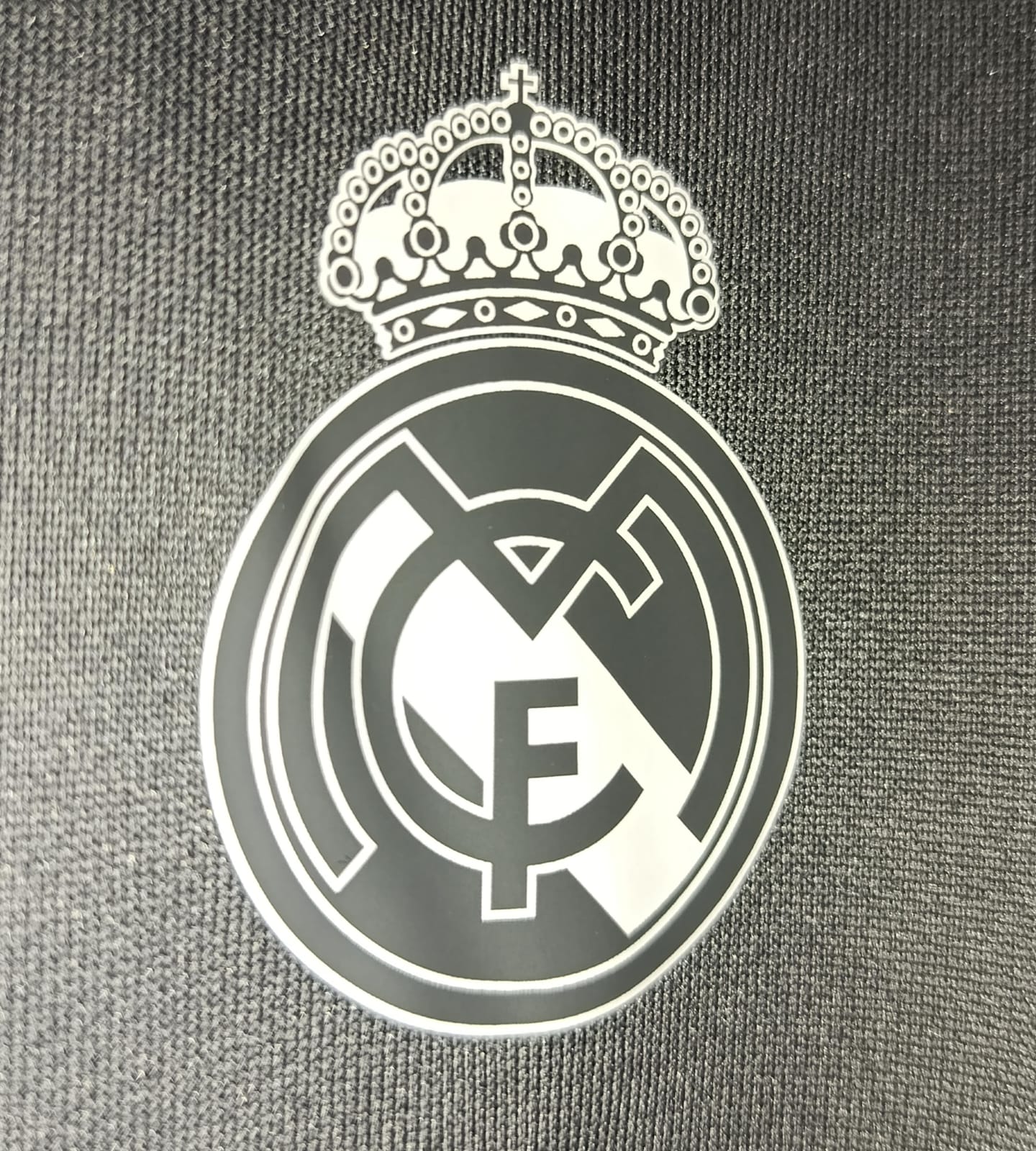 CONJUNTO REAL MADRID GRIS 2020