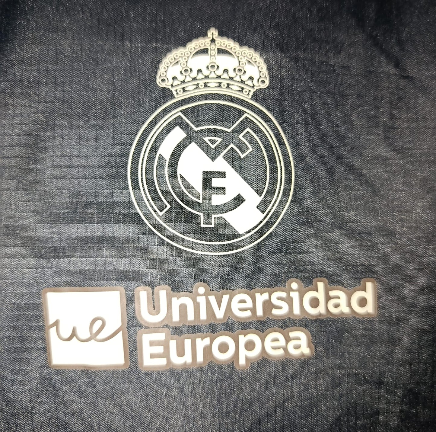 CHAMARRA INVERNAL REAL MADRID CUERPO MEDICO