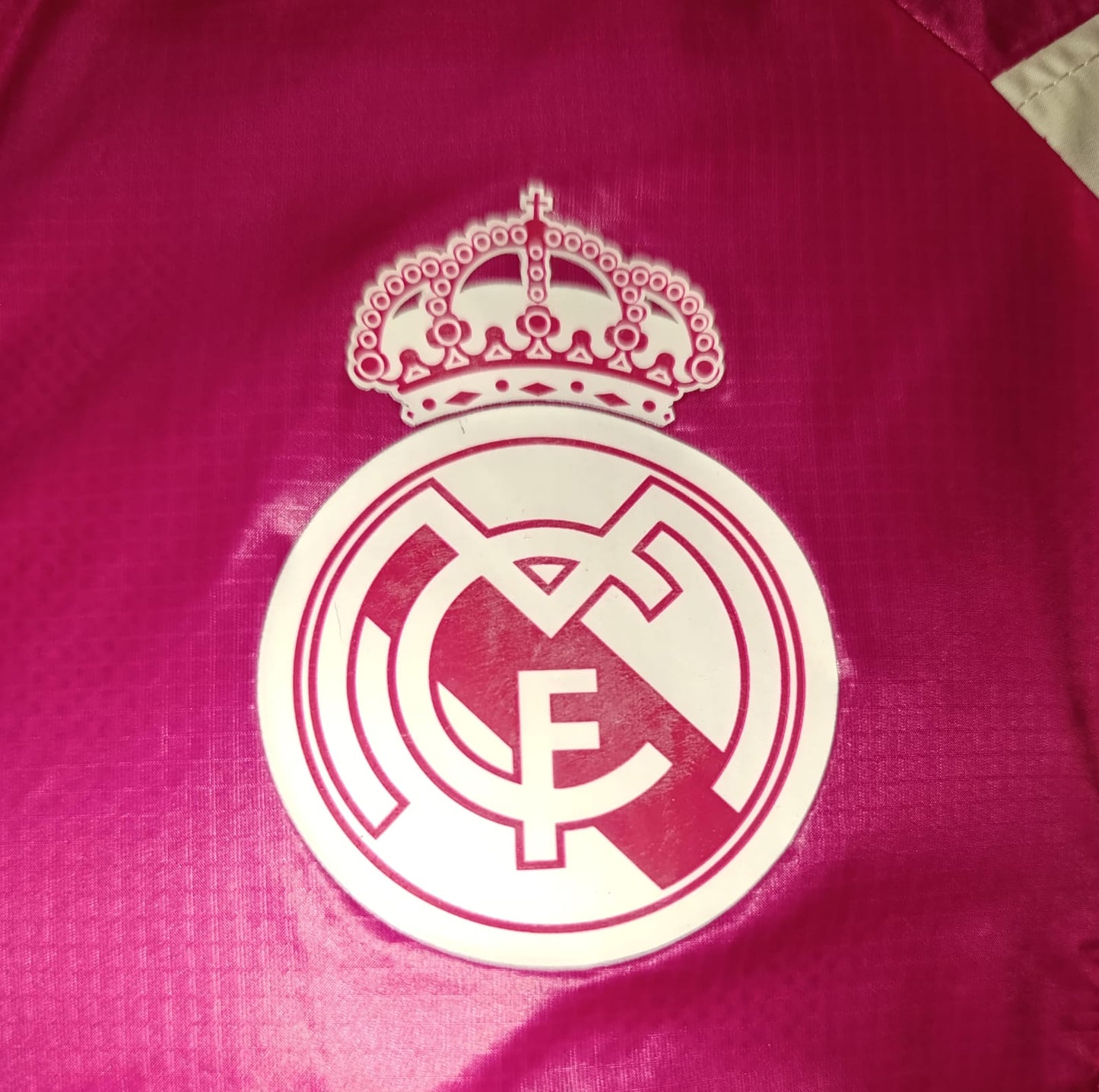 ROMPEVIENTOS REAL MADRID ROSA 2014