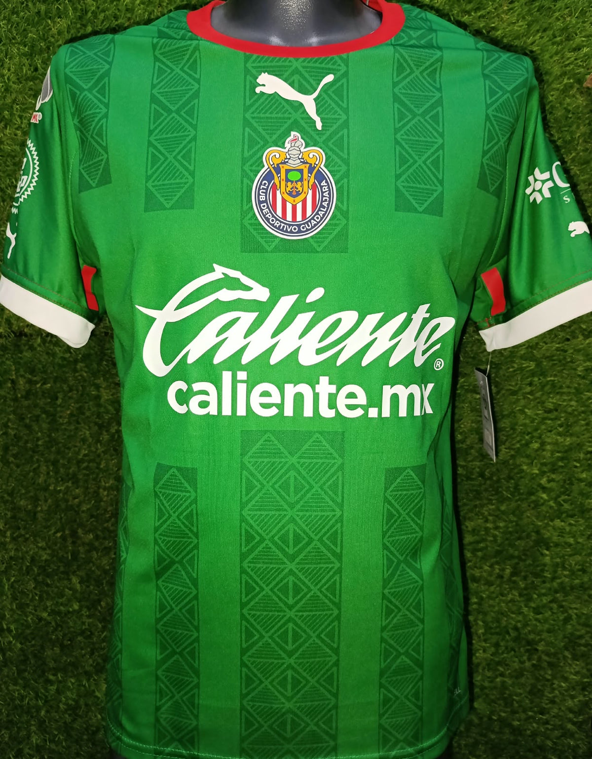 JERSEY CONMEMORATIVO CHIVAS MUNDIAL QATAR 2022