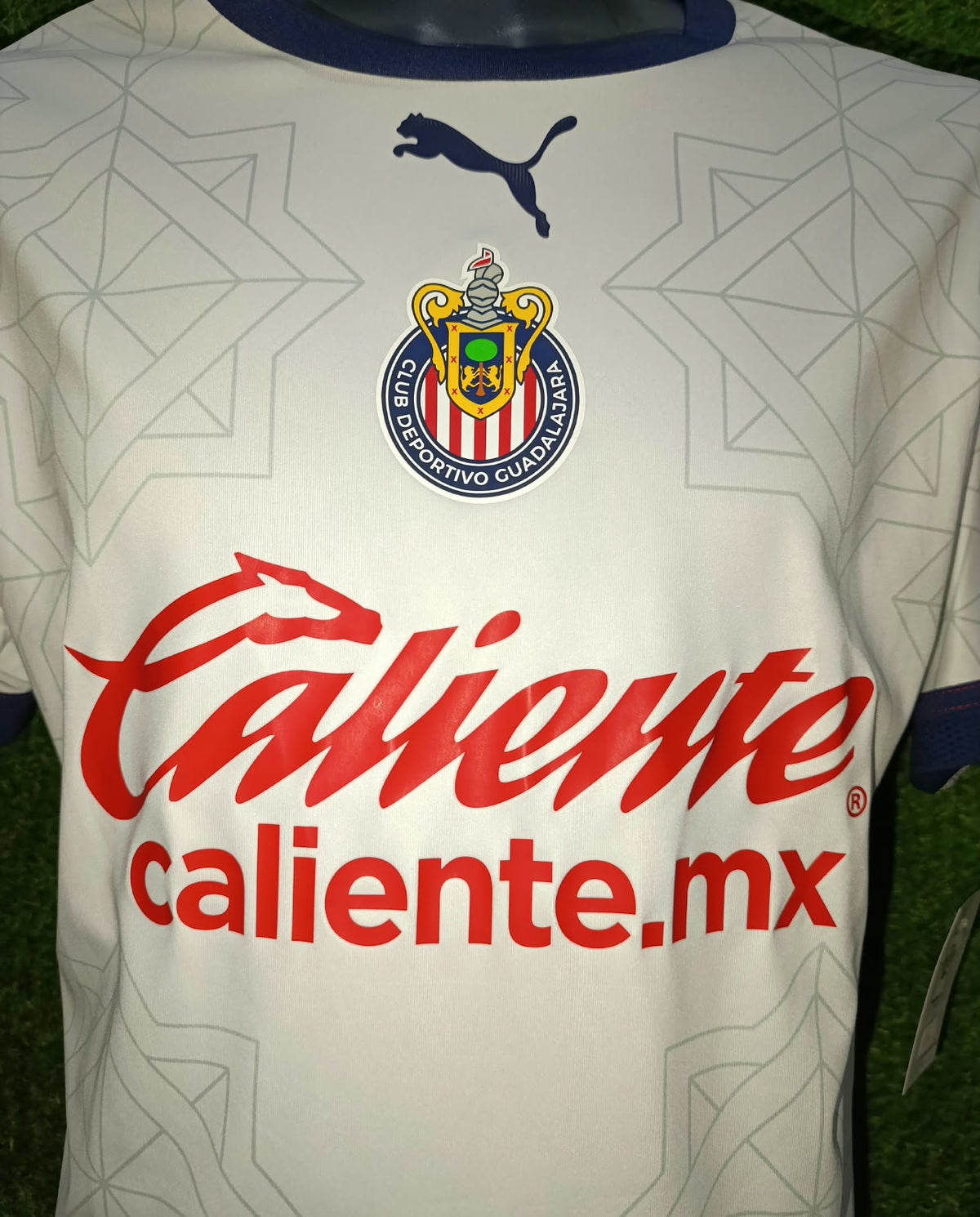 JERSEY VISITANTE CHIVAS 22/23