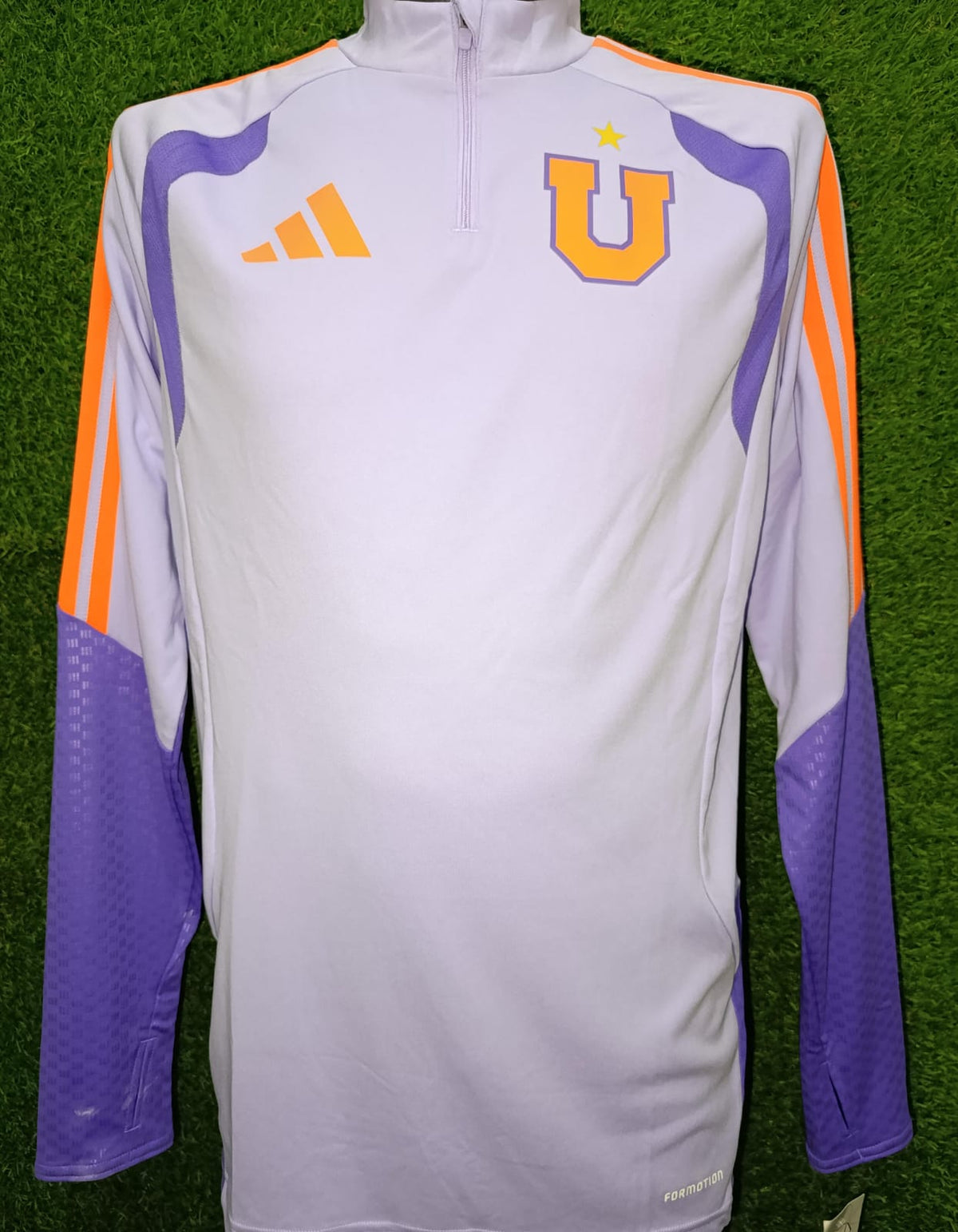 SUDADERA ENTRENAMIENTO COMPETITION DE LA UNIVERSIDAD DE CHILE