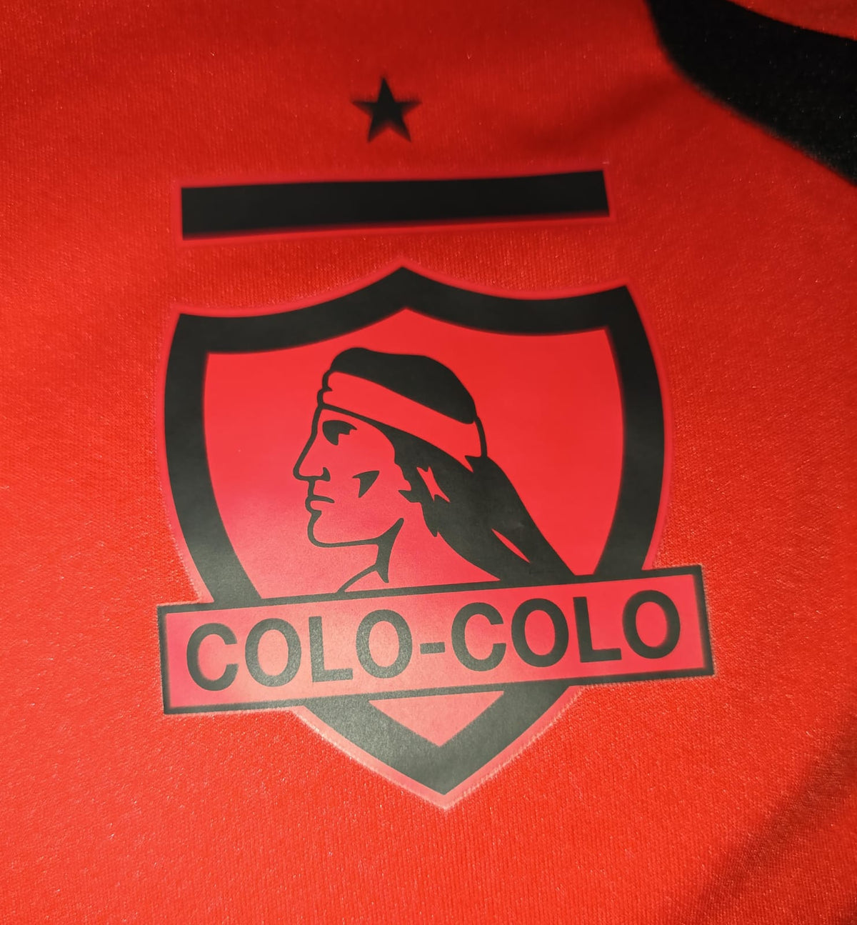 SUDADERA ENTRENAMIENTO COLO-COLO TIRO 26