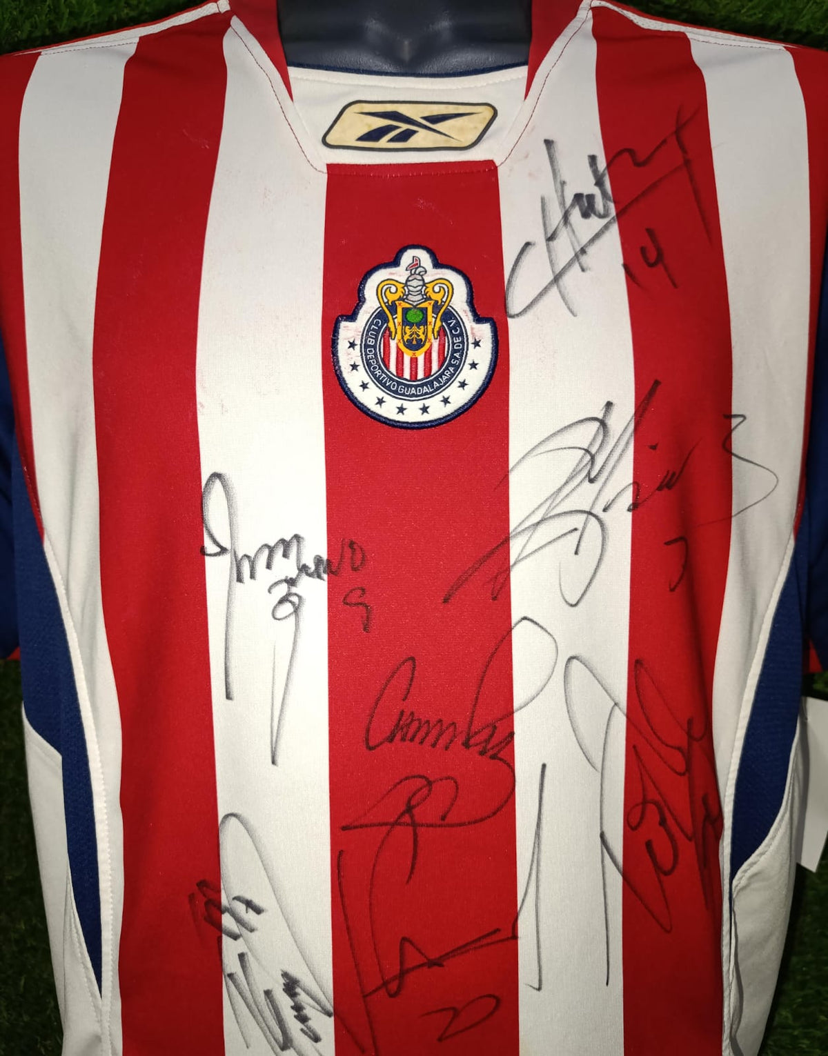JERSEY LOCAL CHIVAS DE GUADALAJARA 2005/2006 (FIRMADA)