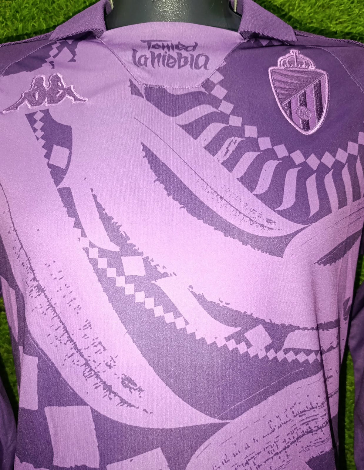 JERSEY MANGA LARGA REAL VALLADOLID CF ESTILO LIFESTYLE 23/24