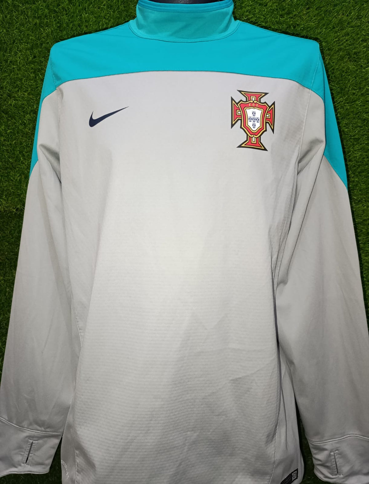 SUDADERA ENTRENAMIENTO SELECCIÓN DE PORTUGAL